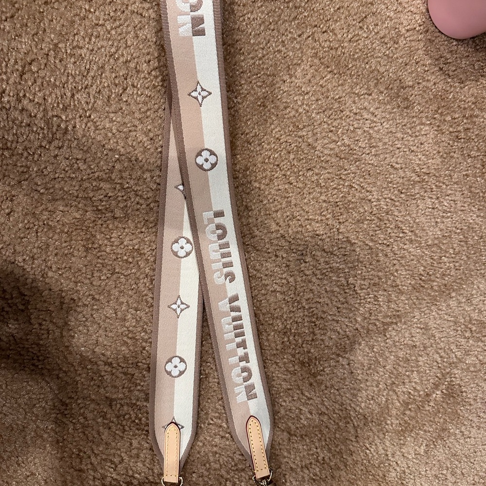 Louis Vuitton Beige and White Strap